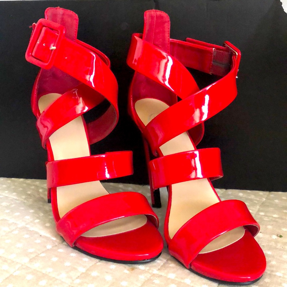 🌹REDUCED🌹 LADY IN RED SHOES!